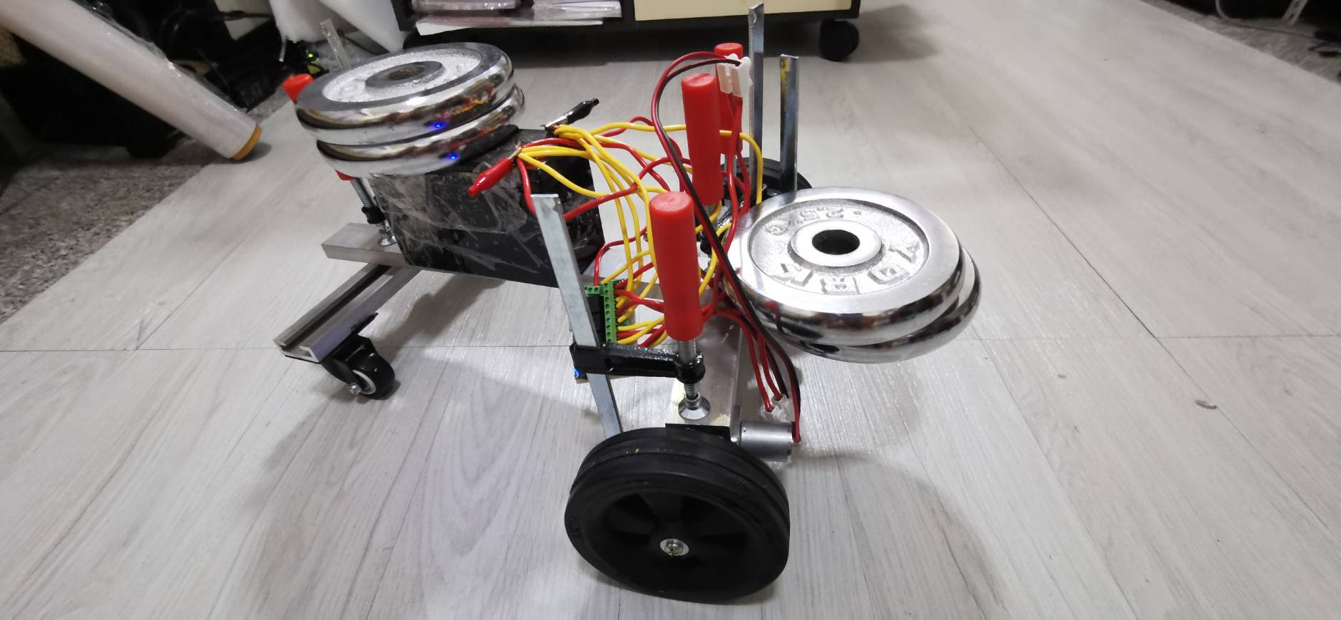 MO31 ชุดล้อ 5 นิ้ว ติดมอเตอร์ 12V แรงบิดสูง 40 รอบ/นาที สำหรับ DIY