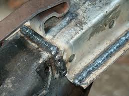 HM01 ฆ้อนเคาะขี้เชื่อม ขี้แสล็ก ช่วยให้งานเชื่อมแข็งแกร่งกว่าเดิม พร้อมสปริง ด้ามลดแรงสะท้อน