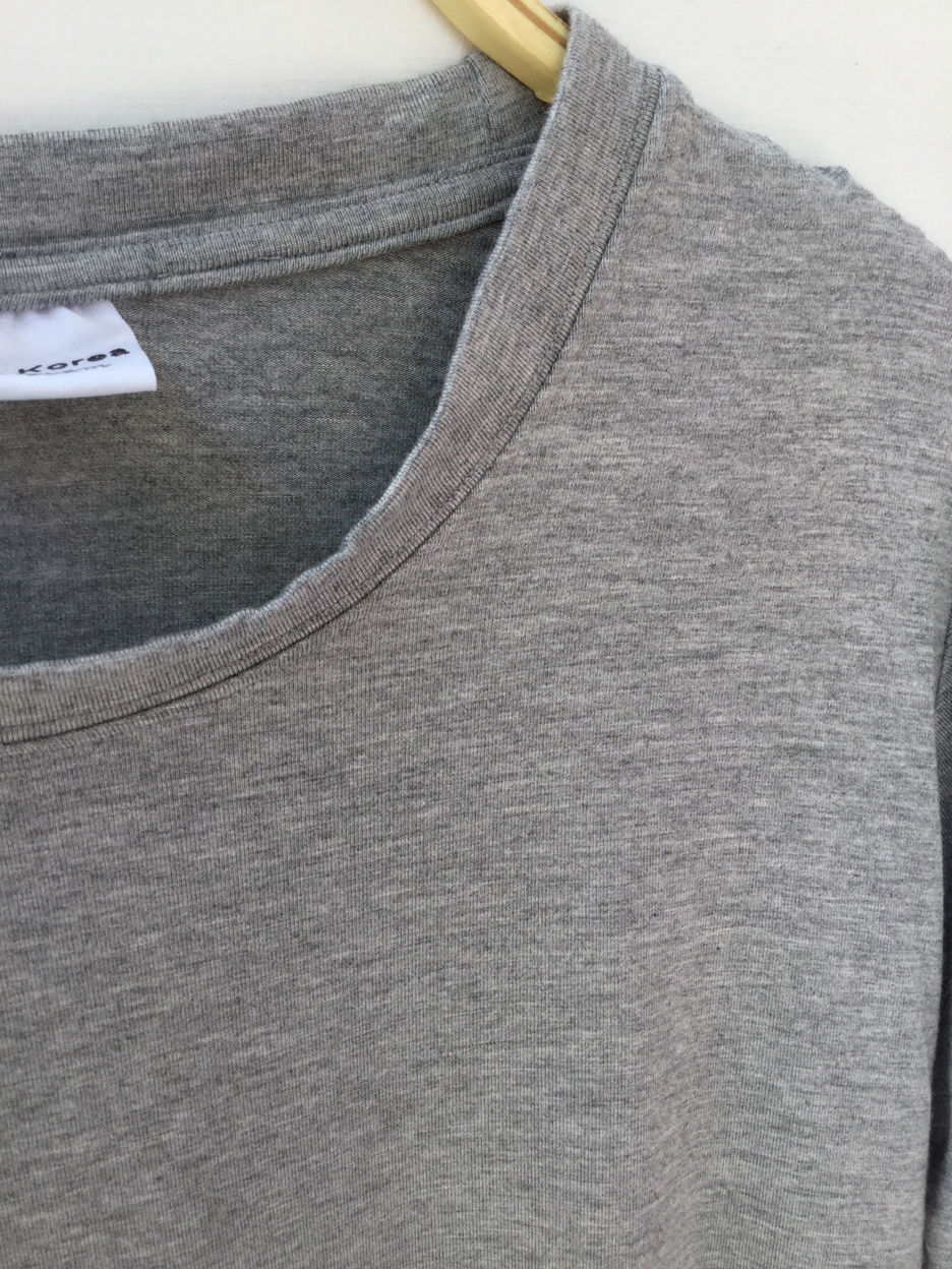 เสื้อยืดแฟชั่นสีพื้นแบบดาราใส่