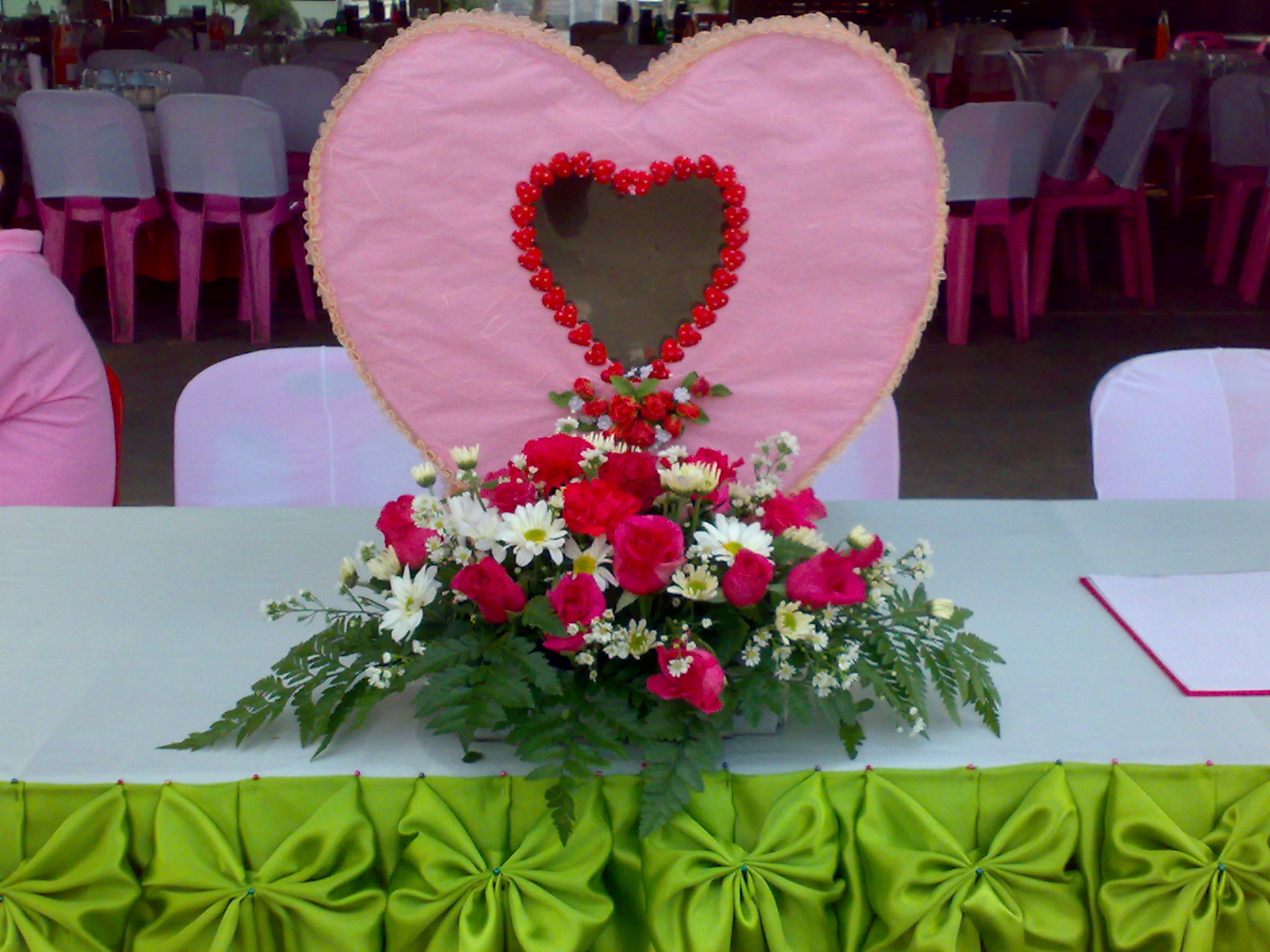 ซุ้มถ่ายรูป ธีมงาน ชมพู