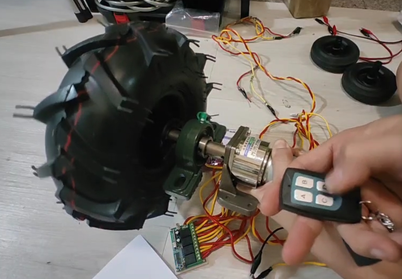 EA11 วงจรรีโมท 12V 4CH สำหรับ DIY ควบคุมประตู มอเตอร์ หลอดไฟ ระยะไกล