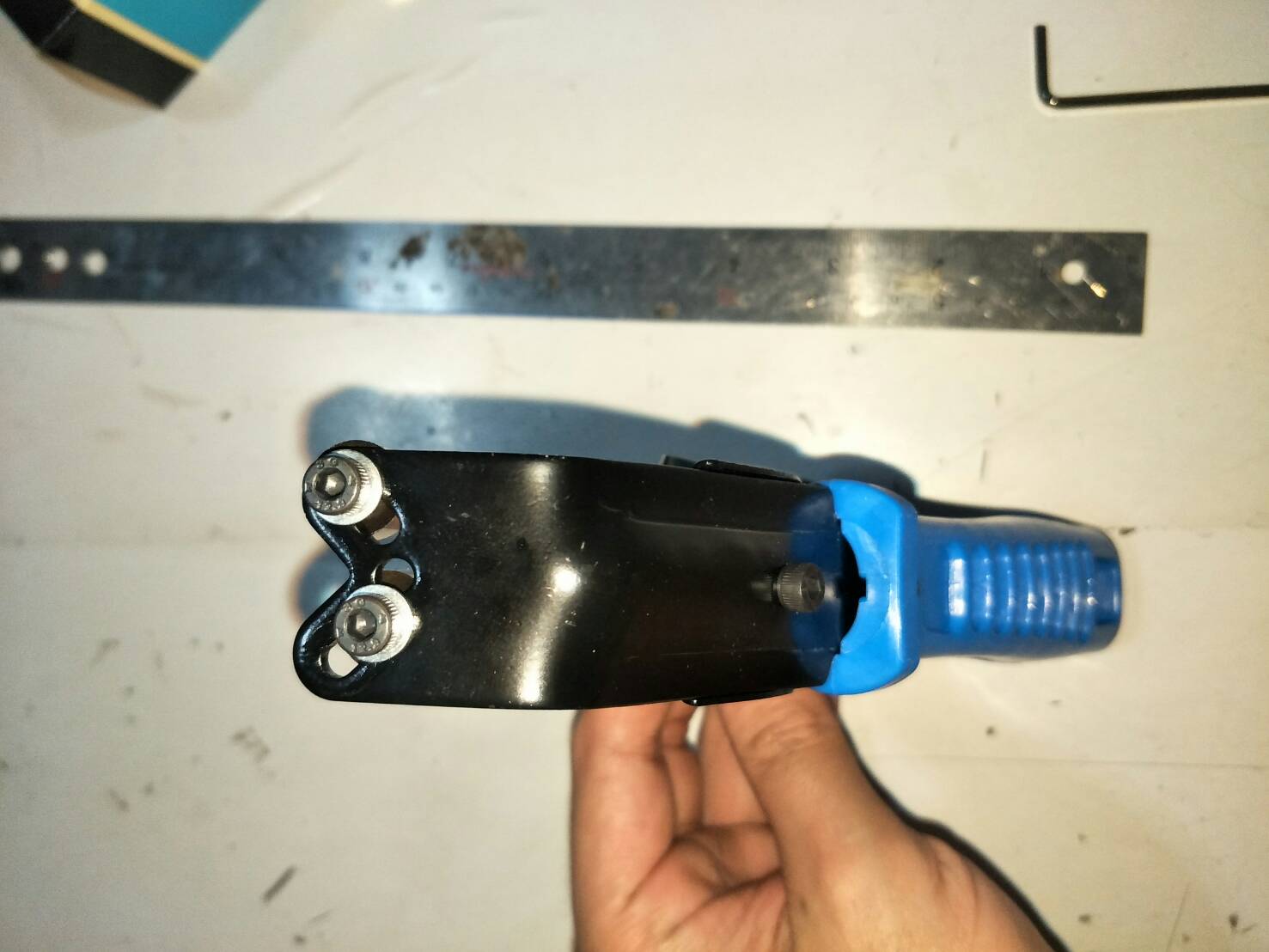 DC11 ที่ลบคมขอบ PVC อลูมิเนียม เมทัลชีท สังกะสี แผ่น DB1000