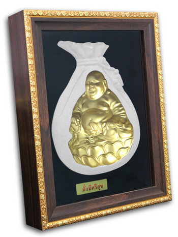 พระมองตาม ศิลปะหินทราย พระสังฆจายน์ พระหันหน้าได้ ทรายสีขาว ขนาด Size 21x27x5 cm. Price ราคา 1,600 บาท.