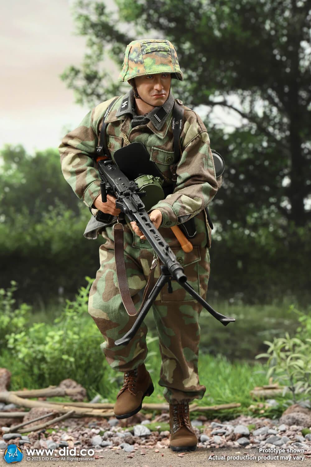 DID D80169 1/6 WWII German 12th SS Panzer Division MG42 Gunner – Otto