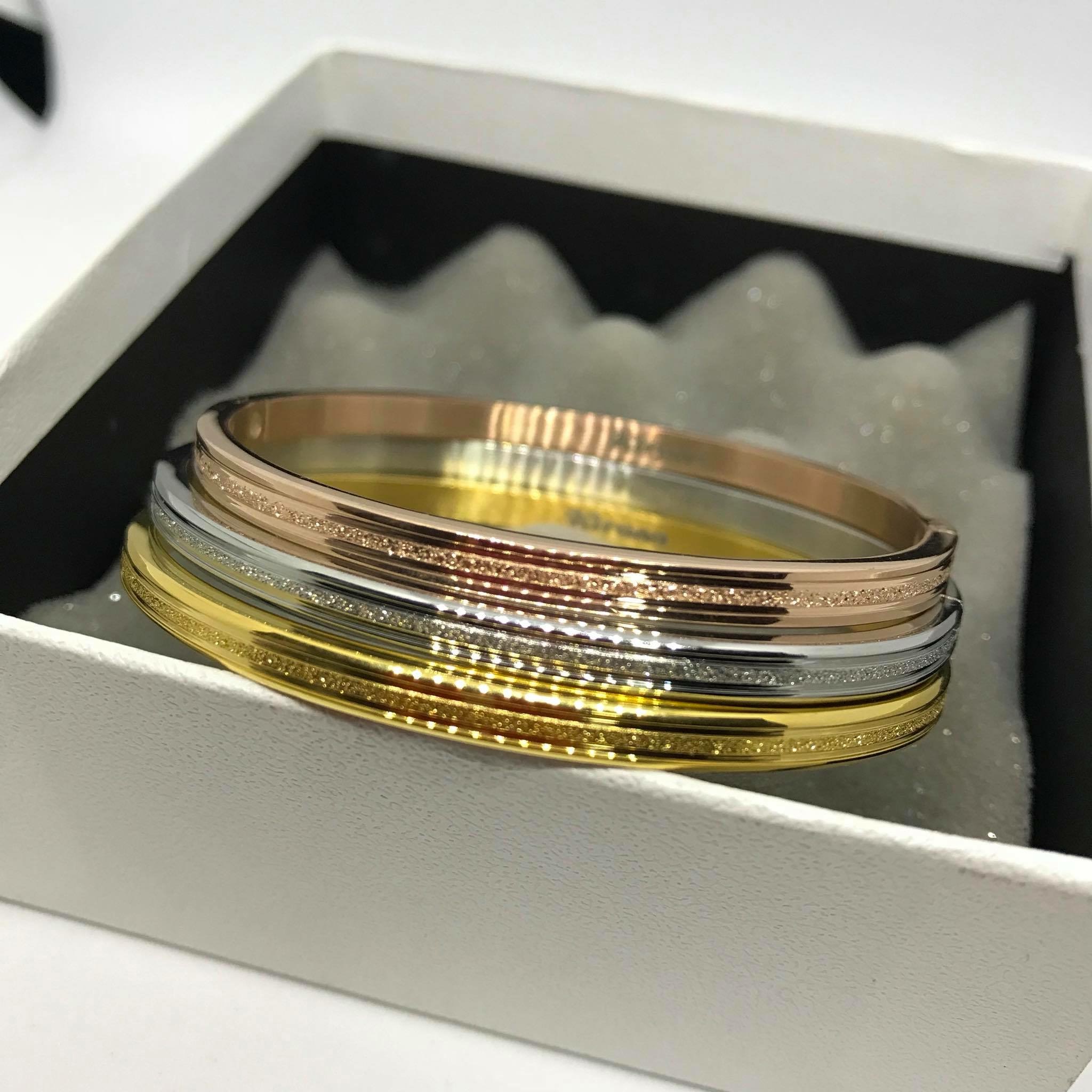 Centric Bangle