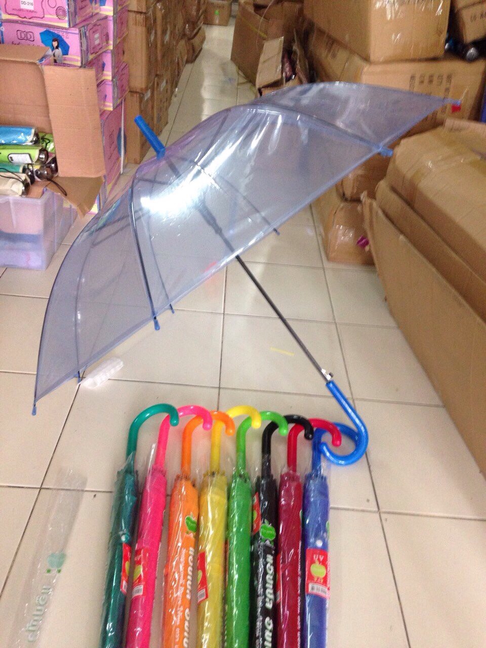 ร่มใส คละ สี 22 นิ้ว