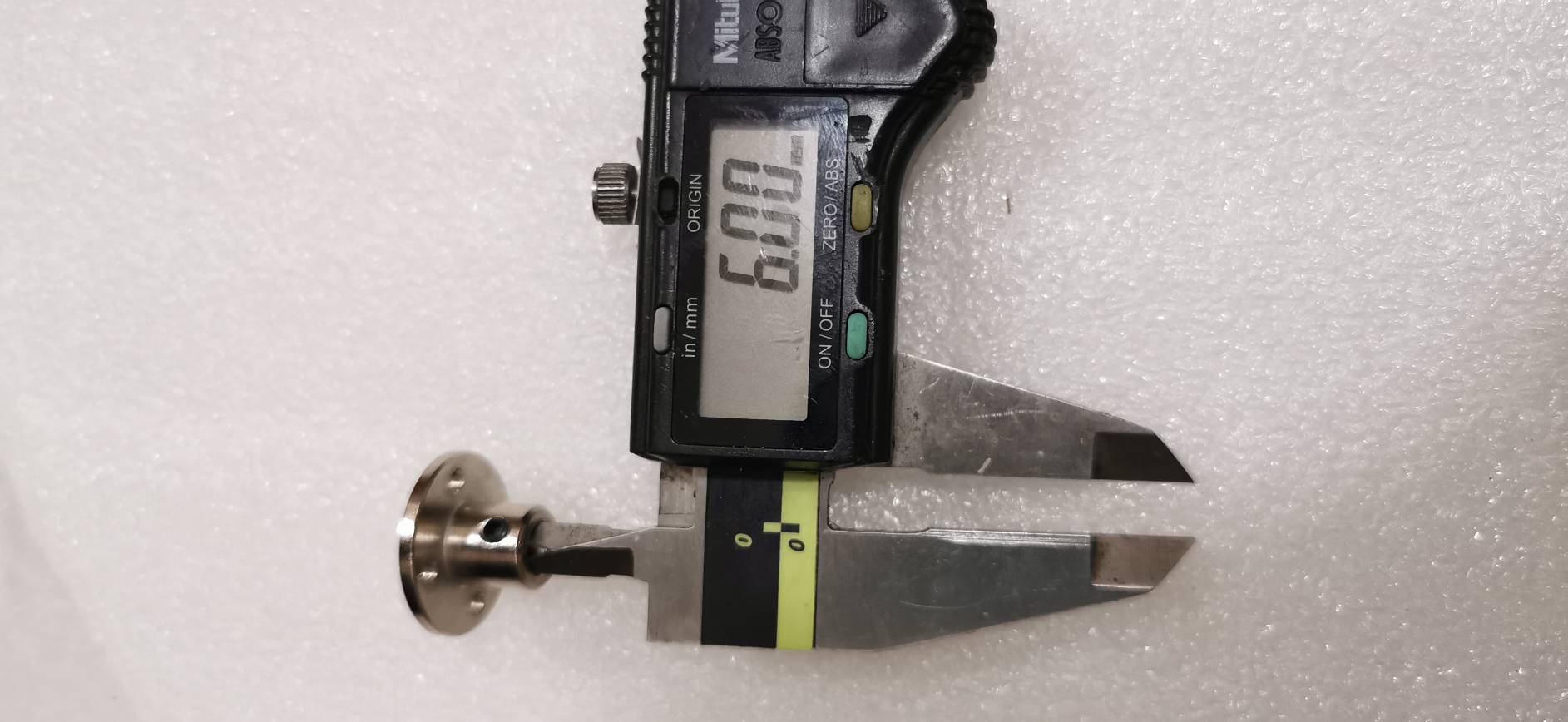 MO28 ตัวยึดเพลามอเตอร์แกน 6 มิล