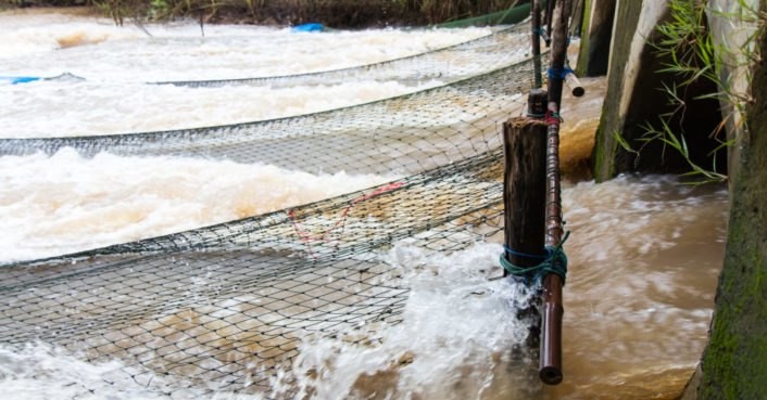 ตาข่ายดักขยะ ตาข่ายกรองขยะ