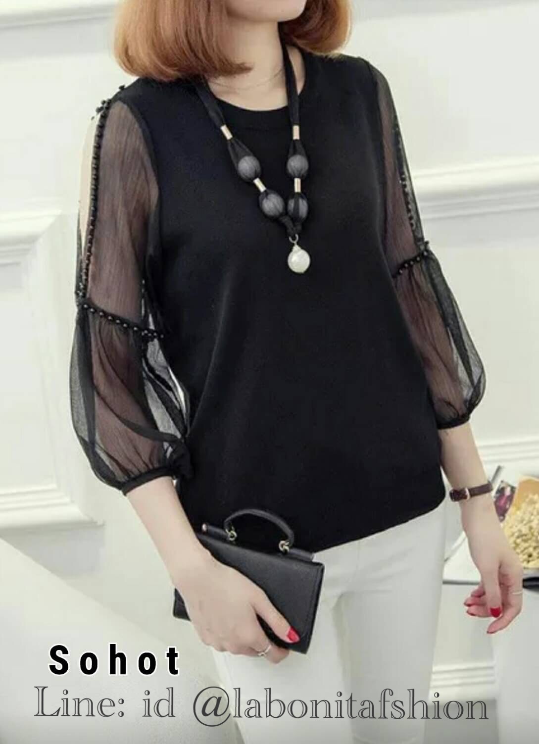 เสื้อไหมพรมงานสไตล์ Korea เนื้อผ้าบางไม่หนา แขนใช้ผ้าซีทรูประดับมุกสีดำ ใส่สบายงานสวยน่าใส่มากๆ ค่ะ