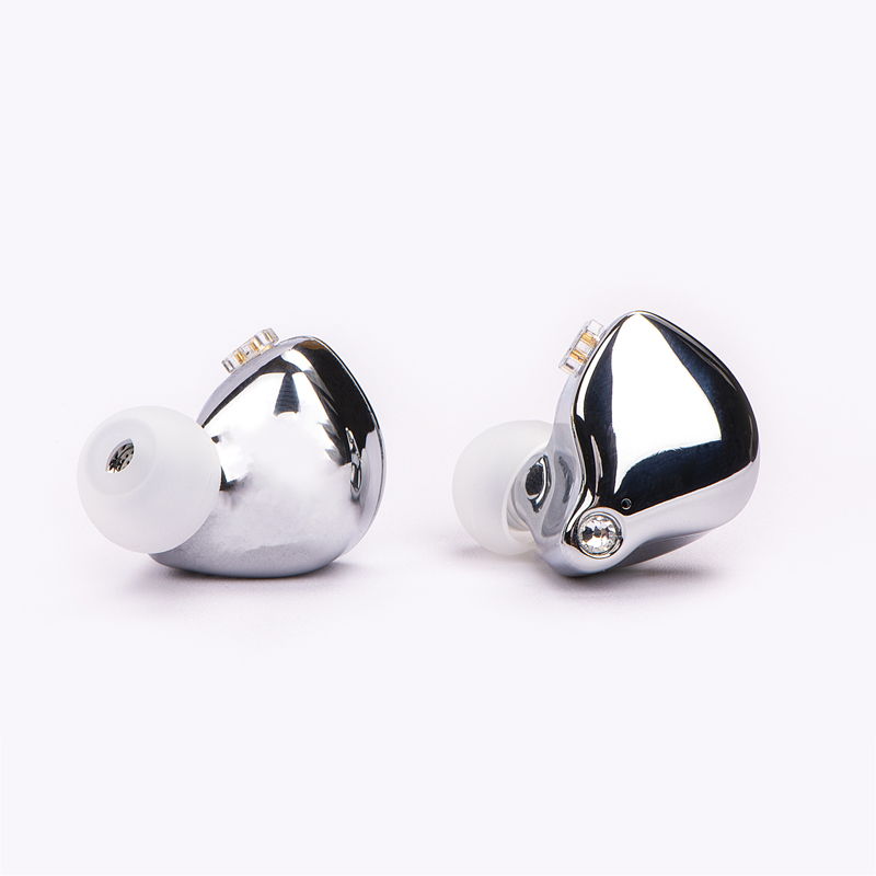 ขาย TFZ 2019 Mylove limited edition รุ่นพัฒนาต่อยอดจาก KING PRO ที่ได้รางวัล VGP award