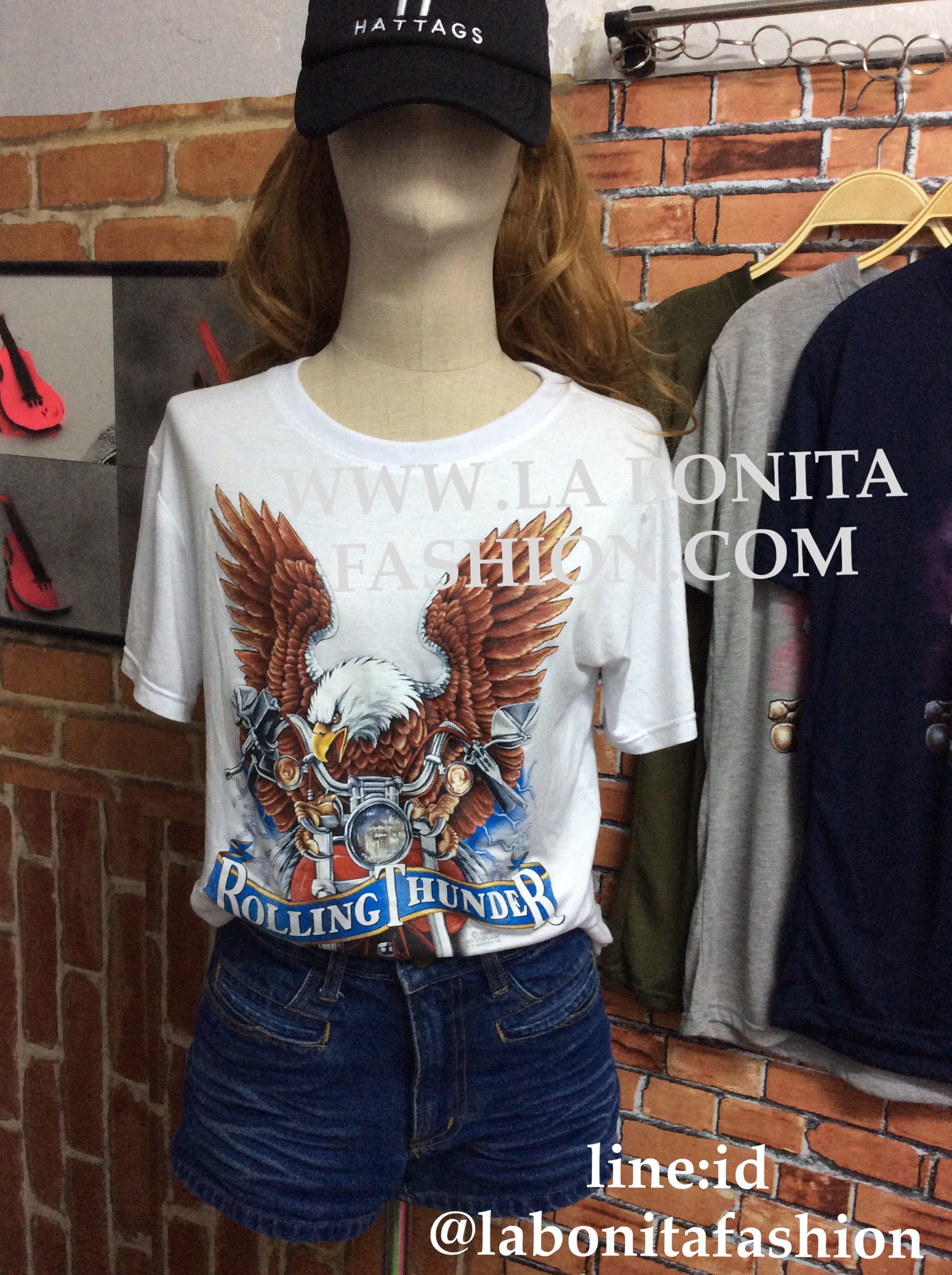 เสื้อยืดผ้านุ่มเนื้อดี พร้อมสกรีนลายสไตล์วินเทจ สกรีนลาย สวย เท่ห์ ลายนกอินทรีขับชอปเปอร์ ตัวหนังสือ Rolling Thunder