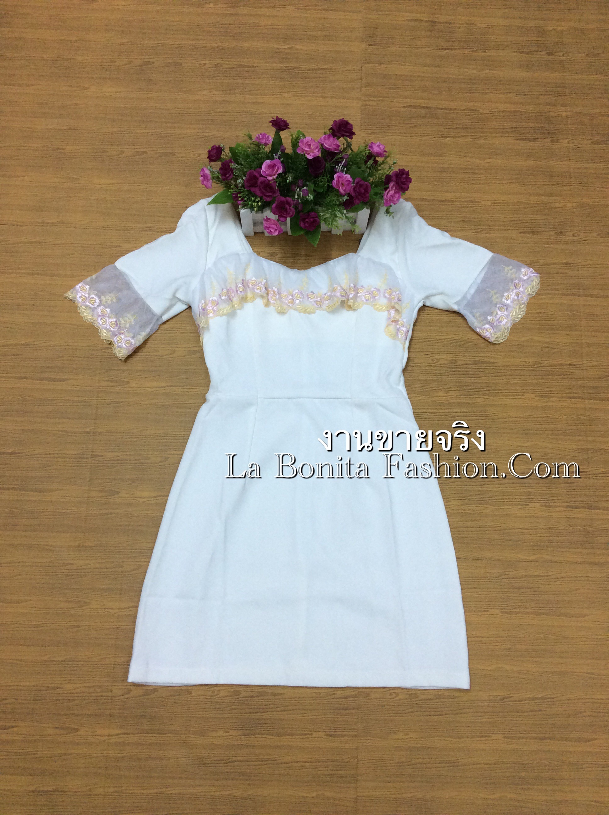 เดรส Kloset แบบคุณอั้ม