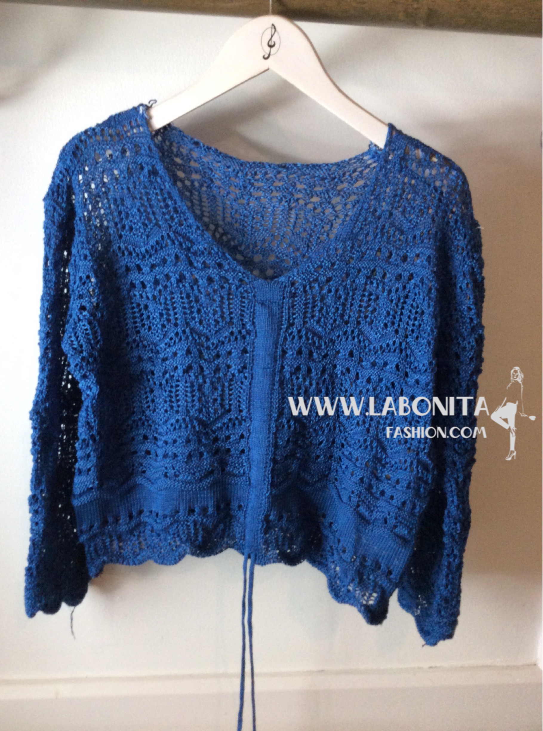 เสื้อถักโครเชต์แขนยาว สไตล์โบฮีเมียน ที่กำลังฮิตสุดในเวลานี้