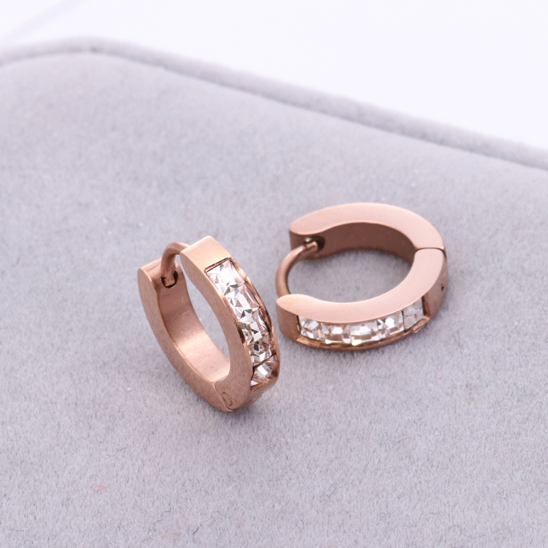 ต่างหูสำหรับผิวแพ้ง่ายแ แบบห่วง Crystal Hoop สีขาว_ET144