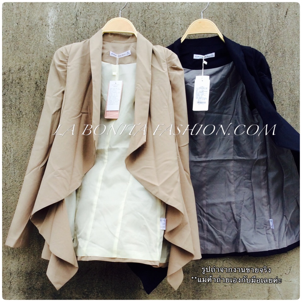 พร้อมส่ง Blazers เสื้อสูท /เสื้อคลุม ดีไซน์เก๋ ช่วงชายเสื้อพริ้วนิดๆ ทรงเสื้อใส่แล้วทำให้คุณสาวๆดูผอมเพรียวนะจ๊ะ