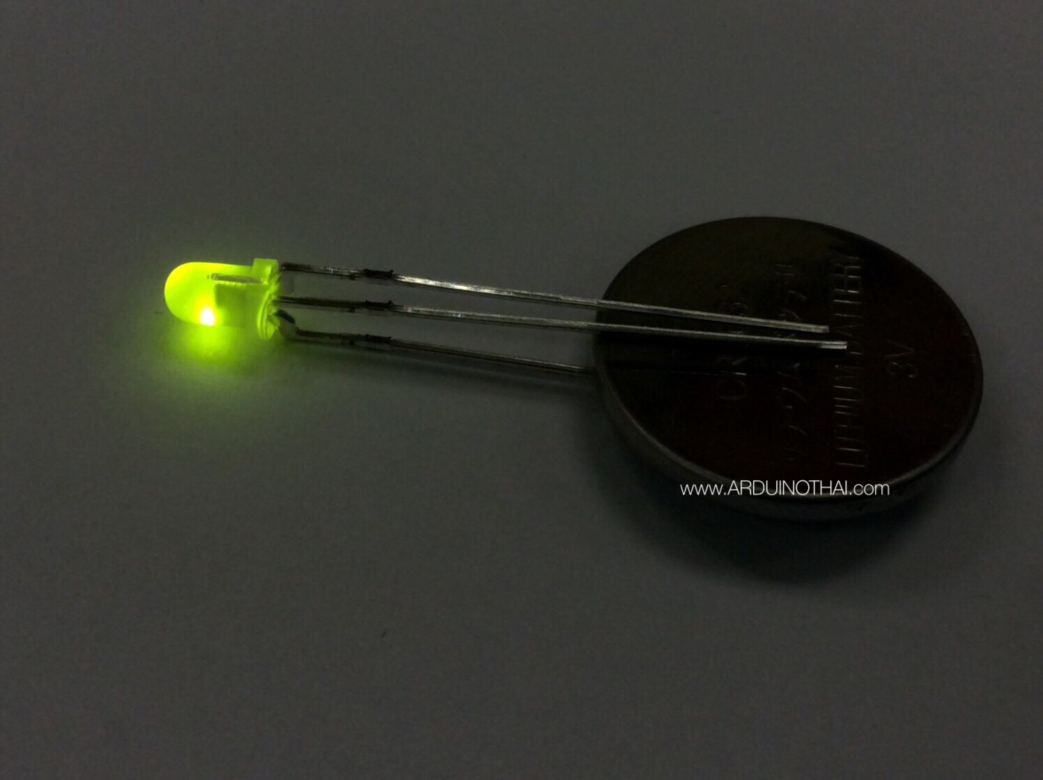 3mm LED Green and Red (3 ขา จำนวน 5 ดวง)