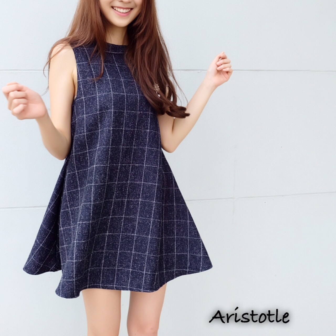 มาเพิ่มรอบ6ขายดีมาก Dress เดรสสวิงทรงปล่อย ผ้าลายตาราง มาพร้อมกับเข็มกลัดที่เพิ่มความหรูหราให้กับชุดจะใส่ออกงานก็ทำได้ ชุดเดียวจบ ไม่ผิดหวังแน่นอนค่าา