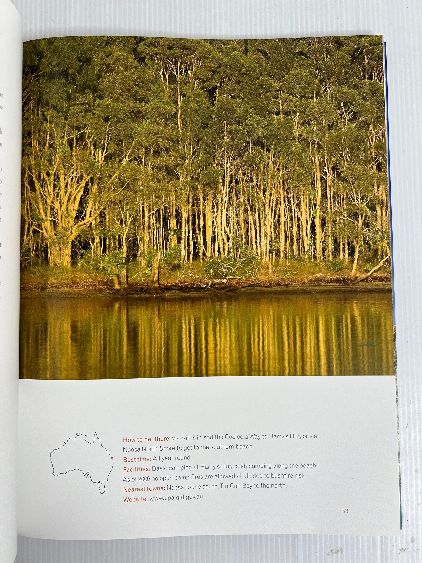 Australia's Hidden Places Nick Rains 2006 90-99% Paperback