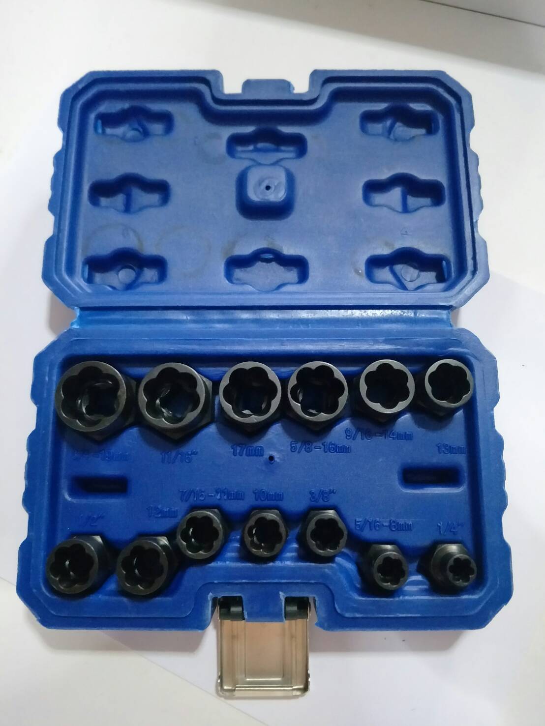 SX11 ชุดบล็อก 3/8 ถอนน็อตหัวเสีย หัวรูด น็อตตัวเล้ก สกรู ชุด 13 ชิ้น เกรด Cr-V