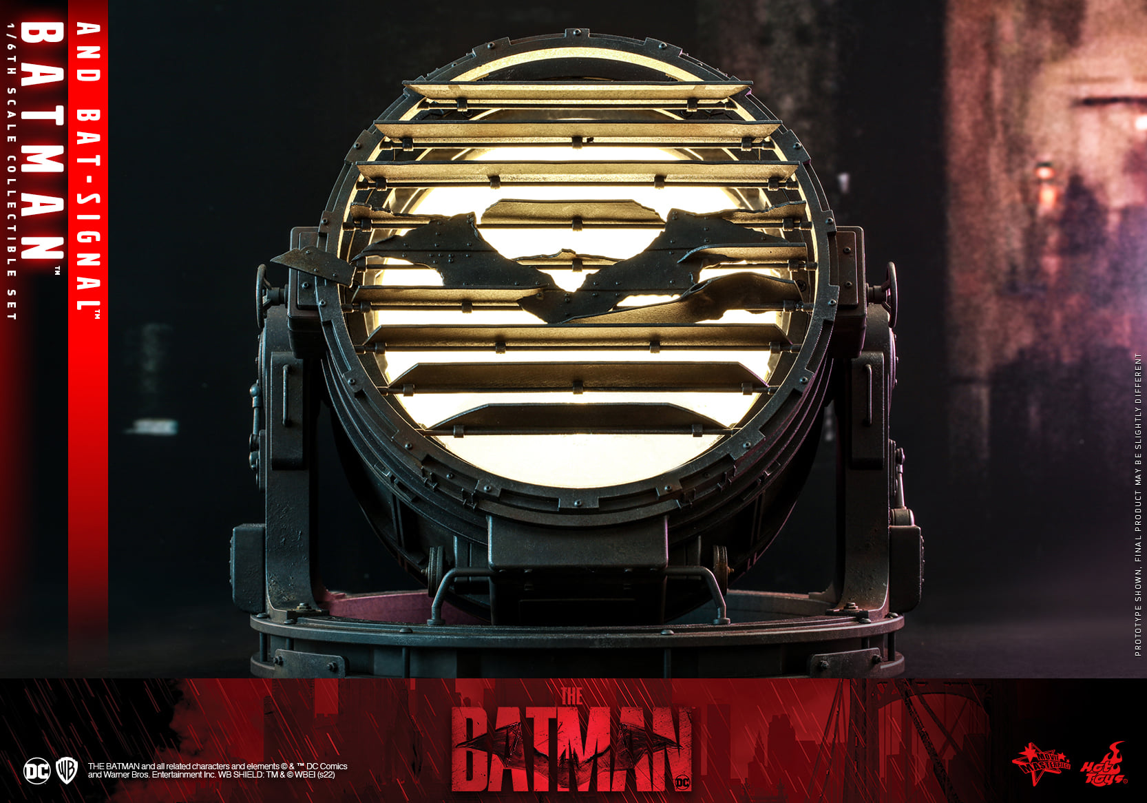 Hot Toys MMS641 1/6 The Batman - Batman and Bat-Signal