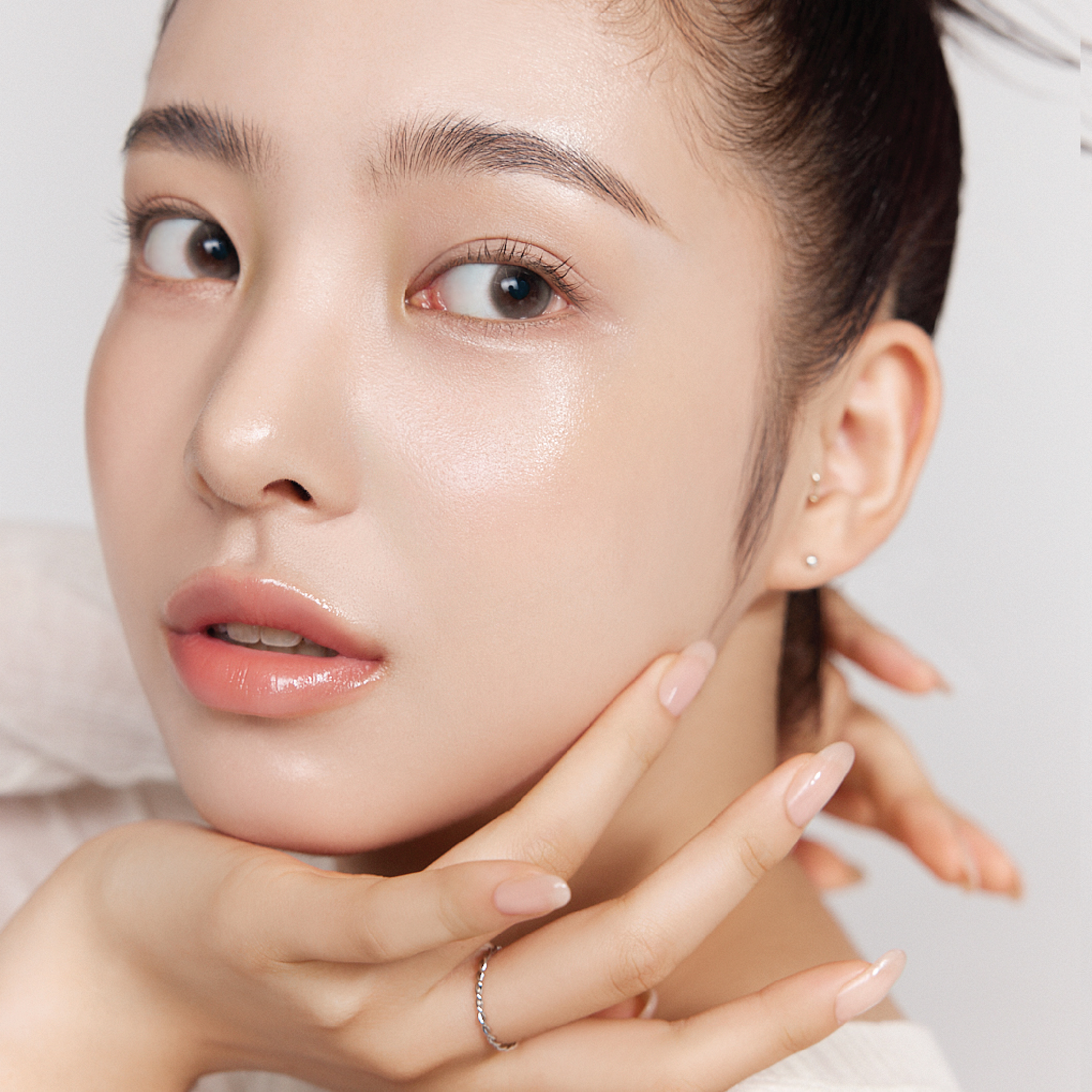 MUDE SOFT SKIN FIT GLOW BASE SPF 50 PA+++ 40 มล. ( เบสรองพื้น )