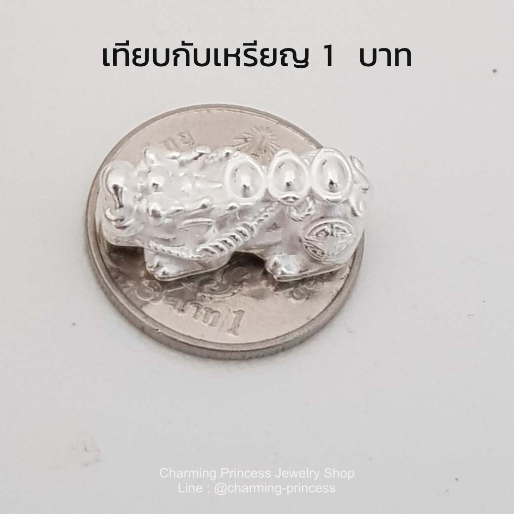 ปี่เซี๊ยะ ชาร์มปี่เซี๊ยะ เงินแท้ 99.99% แบกทอง 3 ก้อน ตัวคั่นสร้อยข้อมือ ชาร์มเงินแท้ 99.99% Size M เหมาะกับหินไซส์ 8-10 มม ปี่เซี๊ยะ ชาร์มปี่เซี๊ยะ เงินแท้ 99.9% ชุบทอง ตัวคั่นสร้อยข้อมือ ชาร์มเงินแท้ 99.9% ขนาด กว้าง 8 มม ยาว 19 มม