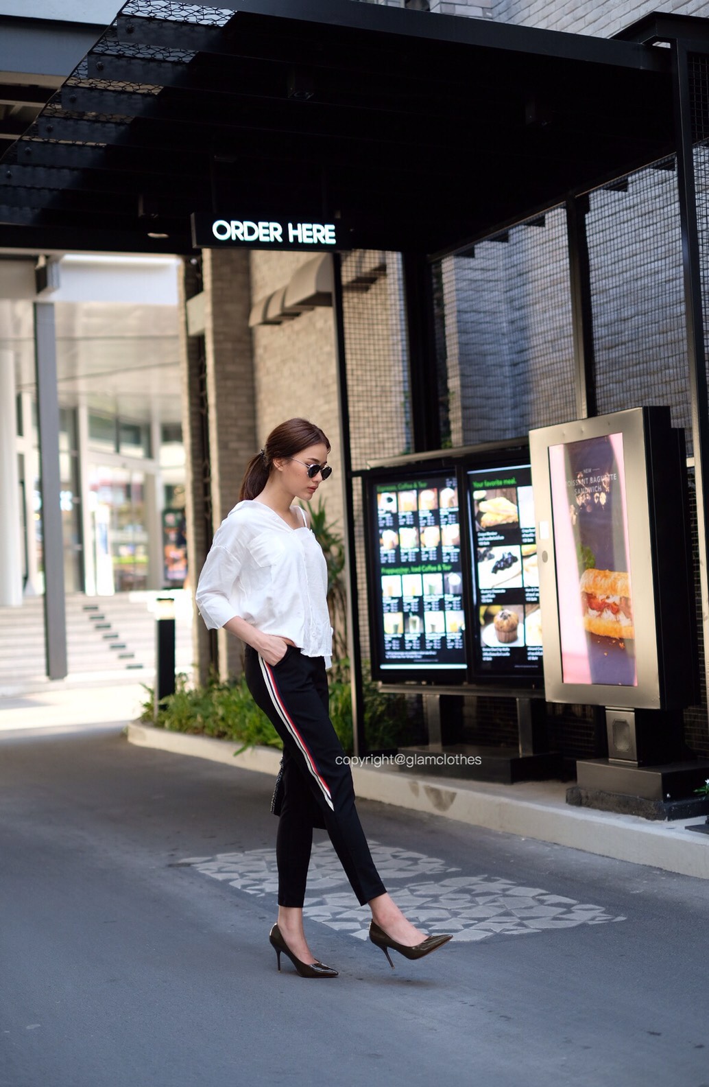 กางเกงวอร์ม เย็บแถบข้างสวยเท่ห์ งานผ้าดีมากๆๆๆๆๆ ค่ะ