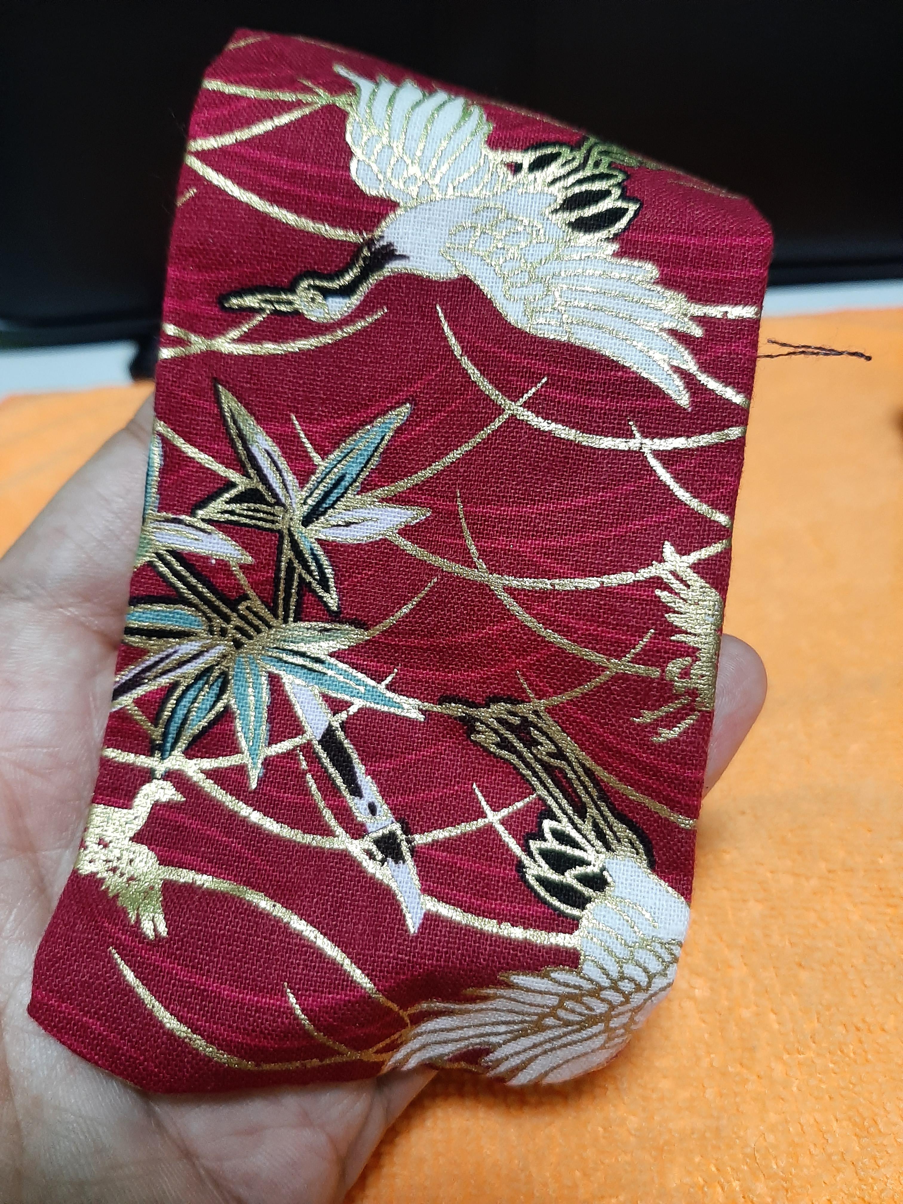 กระดิ่งแมว พรัอมซองผ้าลายนกกระเรียน