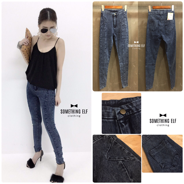 สกินนี่ยีนส์ฟอกสีสวย เนื้อนิ่มใส่สบาย เอวสูง มีกระเป๋าหลัง 2 อัน ทรงสวยค่ะ