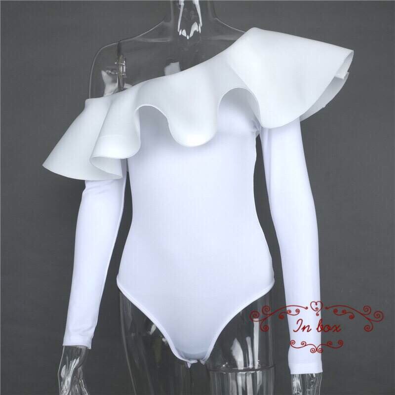 เสื้อทรงบอดี้สูท เข้ารูป ผ้าสแปนเด็กแบบสปอตส์ เนื้อดี เก็บทรง เนื้อผ้านุ่ม ยืดหยุ่นได้ ช่วงเป้ามีกระดุม สะดวกไม่ต้องกังวนเรื่องเข้าห้องน้ำ