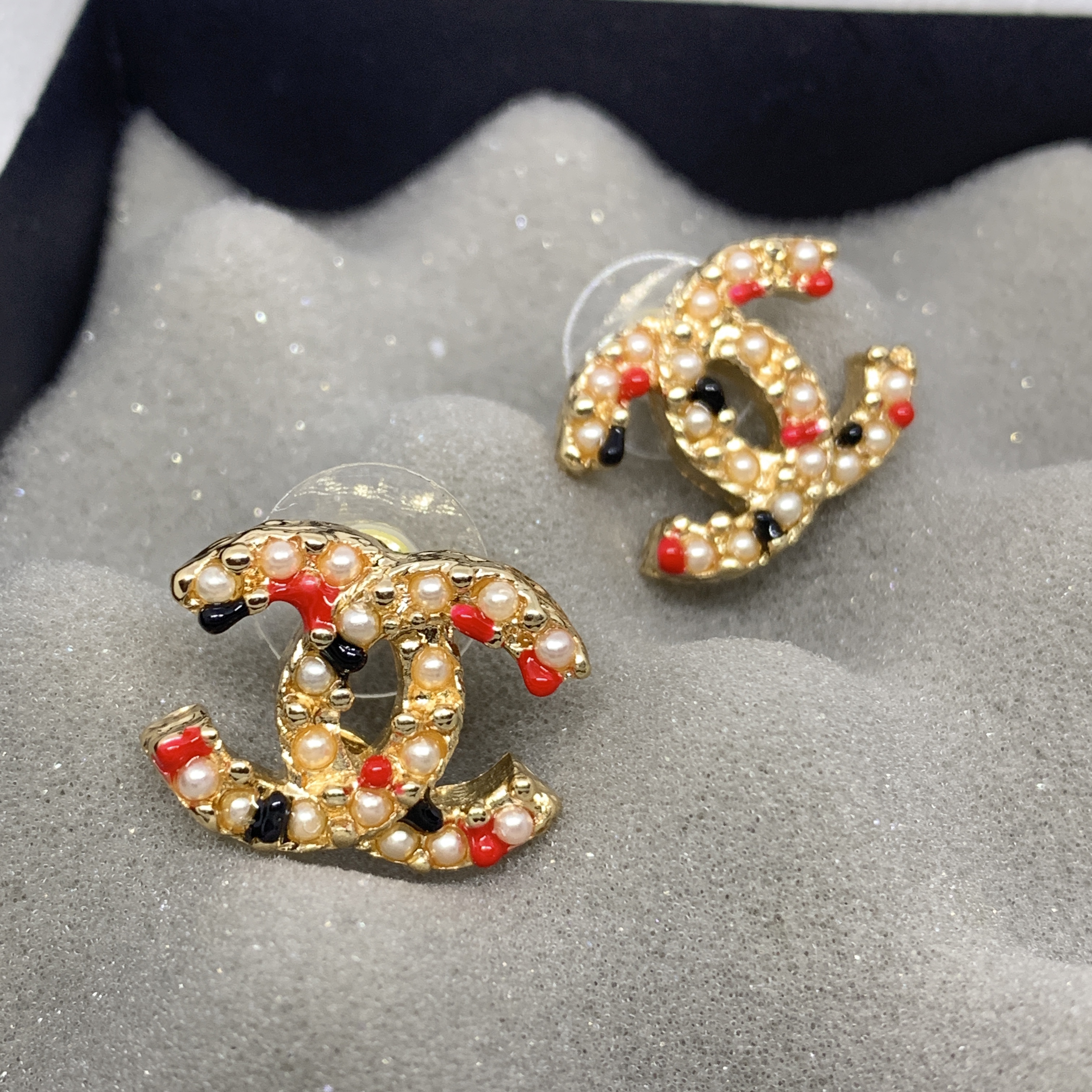 “เช็คสินค้าทัก line ก่อนโอนนะคะ”ต่างหูสำหรับผิวแพ้ง่าย ทอง18K Blossom C_EG647