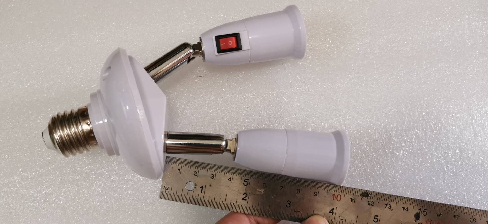 OT132 ขั้วต่อหลอด E27 ขาพับได้หมุนได้ เข้า 11 ออก 2-3-4 หัว กดเลือกด้านใน