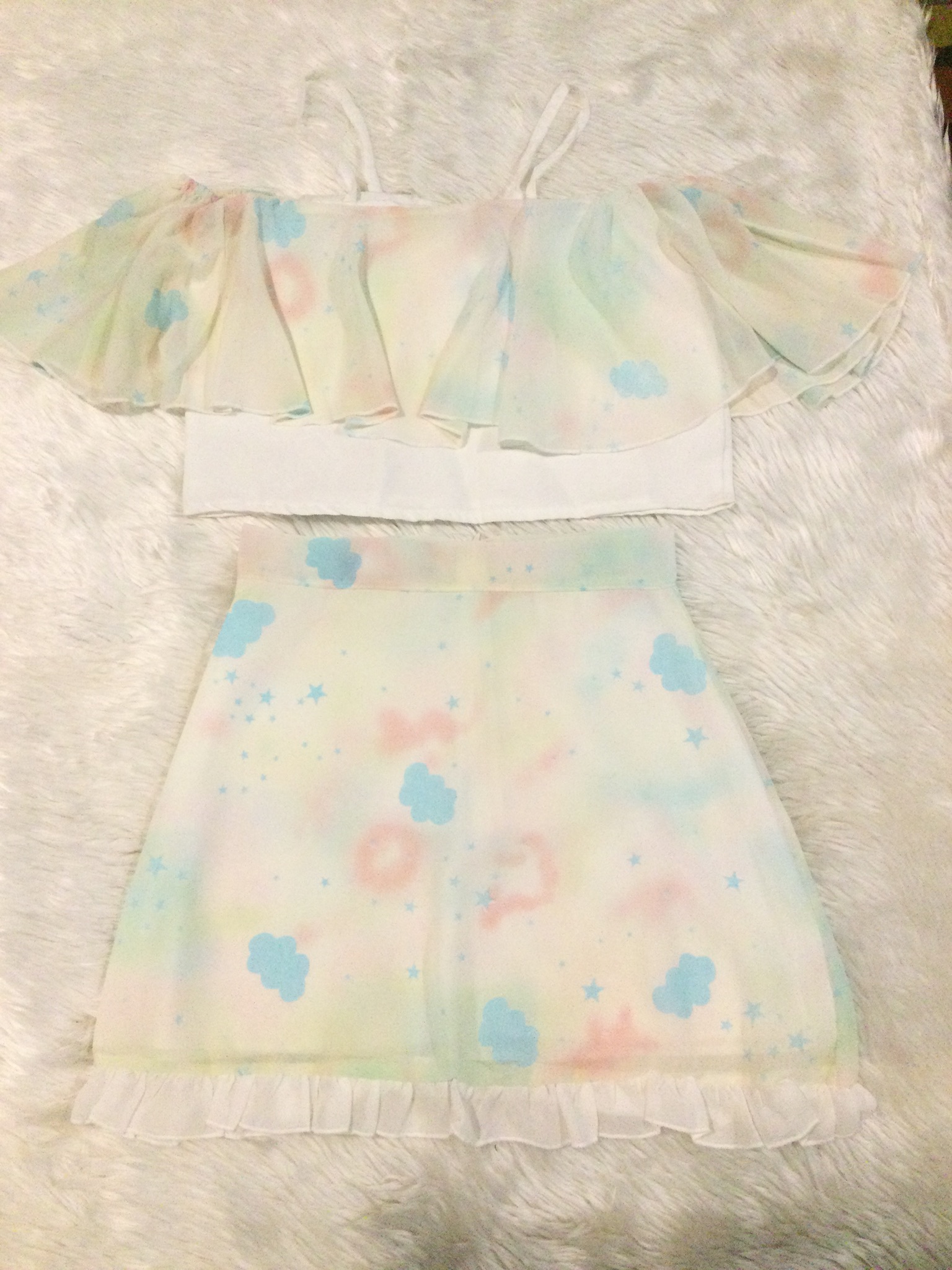 ชุดเซตเสื้อสายเดี่ยว+กระโปรง น่ารักๆ