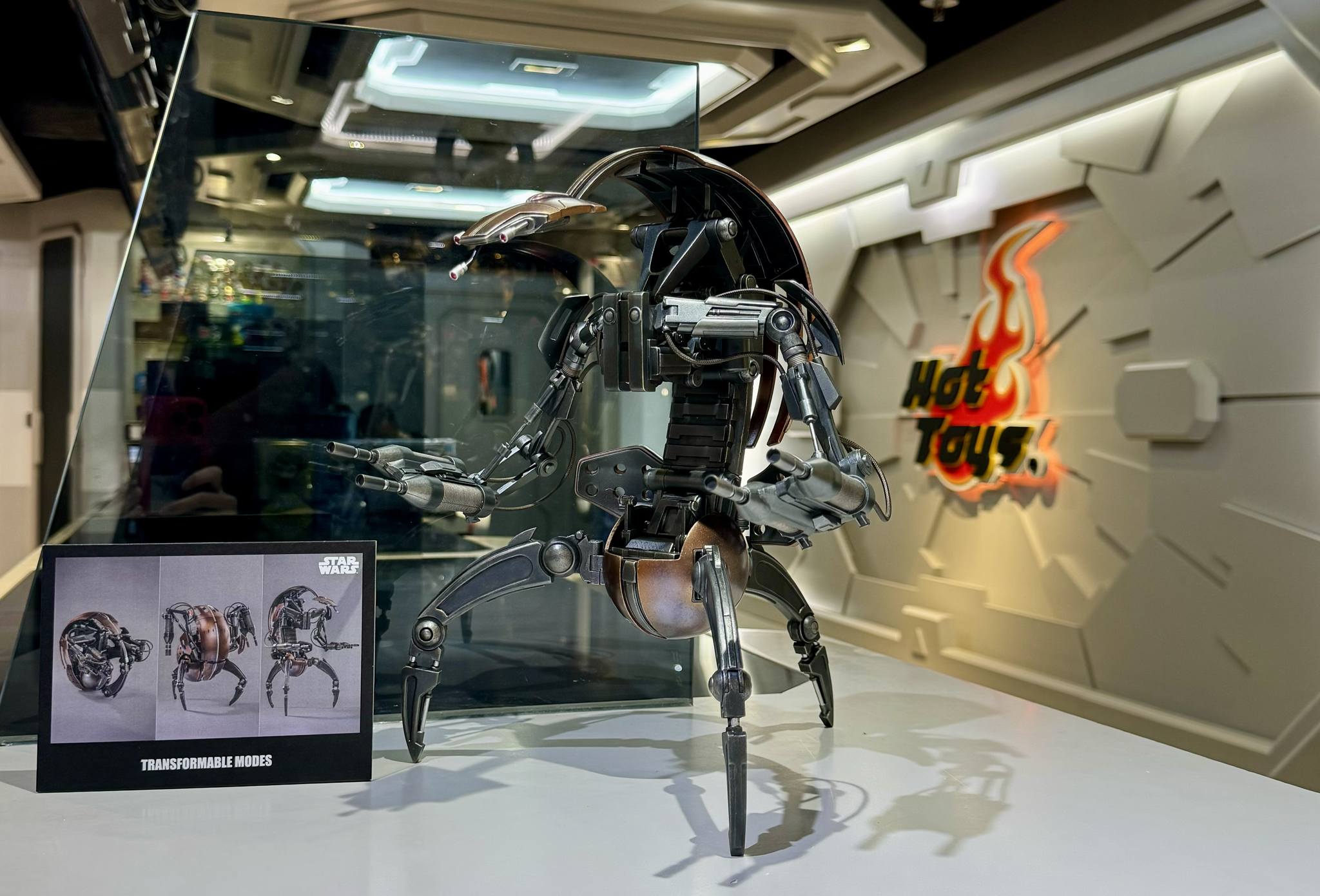 Hot Toys MMS755 Star Wars: The Phantom Menace - Droideka