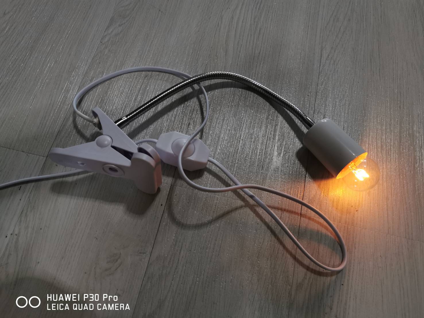 OT107 ขั้วต่อสายอ่อนหลอดไฟ E27 ยาว 30cm พร้อมสวิทซ์ปรับความสว่างได้** ใช้กับหลอดไส้เท่านั้น