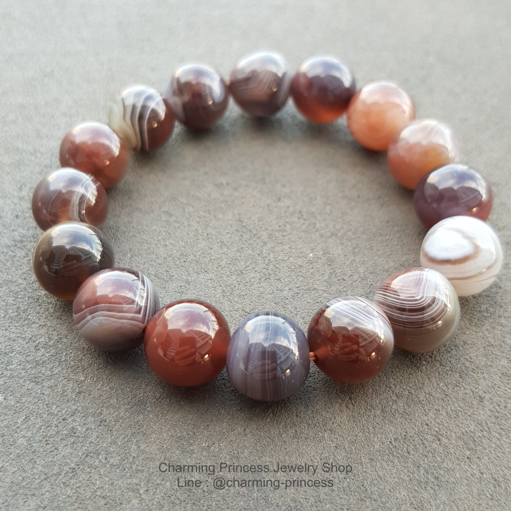 Botswana Agate or "Change Stone" 12 mm บอตสวานา อาเกต หินแห่งการเปลี่ยนแปลงที่ดี เหมาะสำหรับผู้ที่กำลังคิดโยกย้ายหรือเปลี่ยนแปลงหน้าที่การงาน