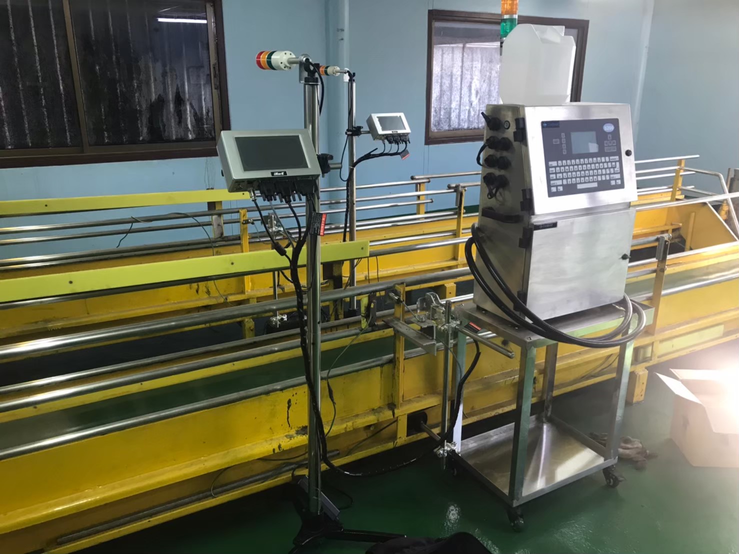 บริการเช่าเครื่องพิมพ์วันที่ผลิต วันหมดอายุ ด้วยเครื่องพิมพ์ Inkjet เมนูภาษาไทยคุณภาพสูง ใช้งานสะดวก