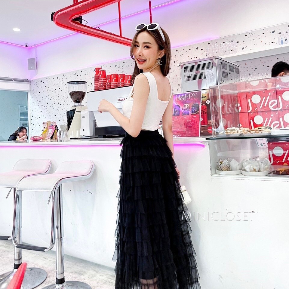 กระโปรงยาวระบายชั้นๆ