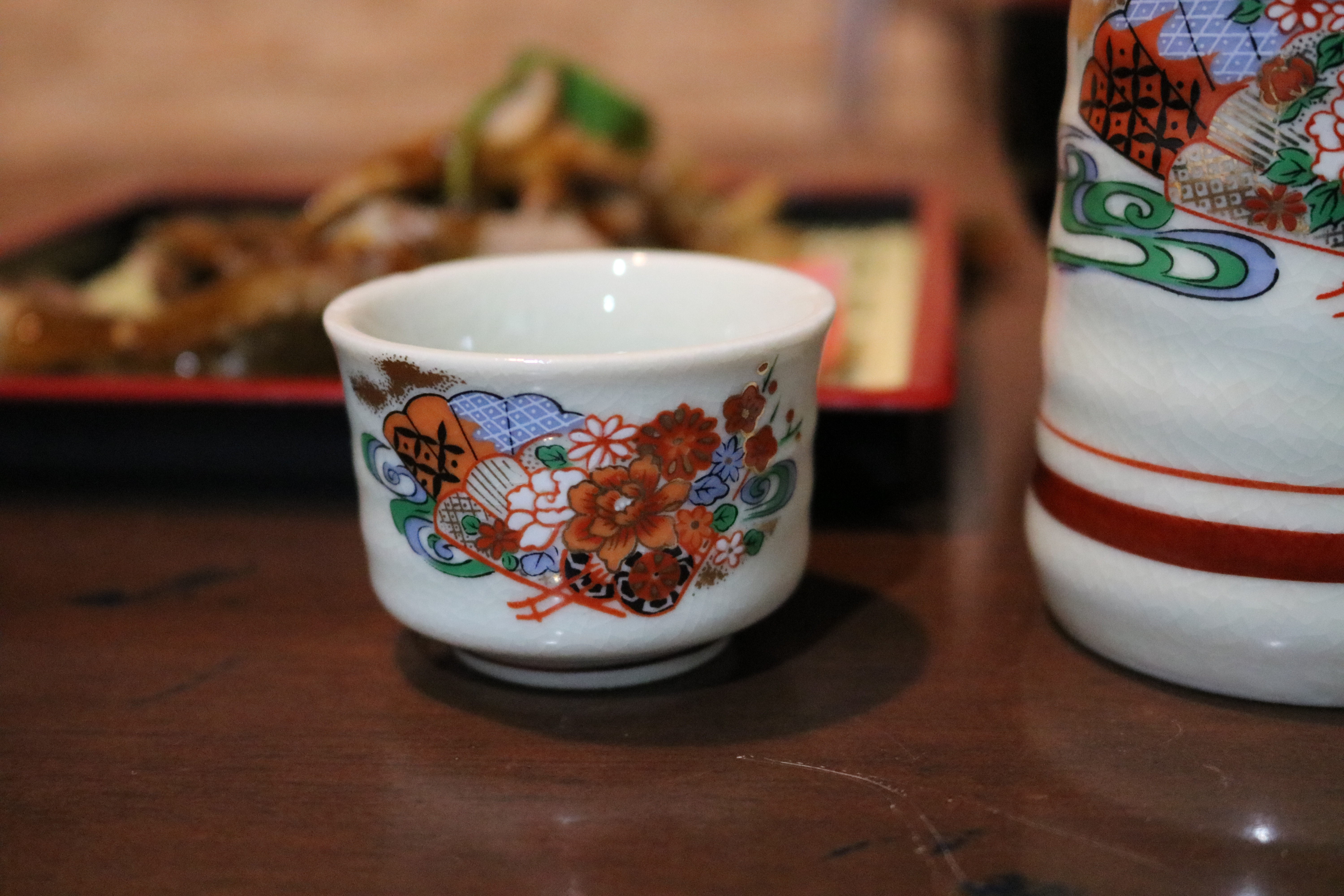 ขวดสาเกญี่ปุ่น พร้อม จอก มือสองญี่ปุ่น