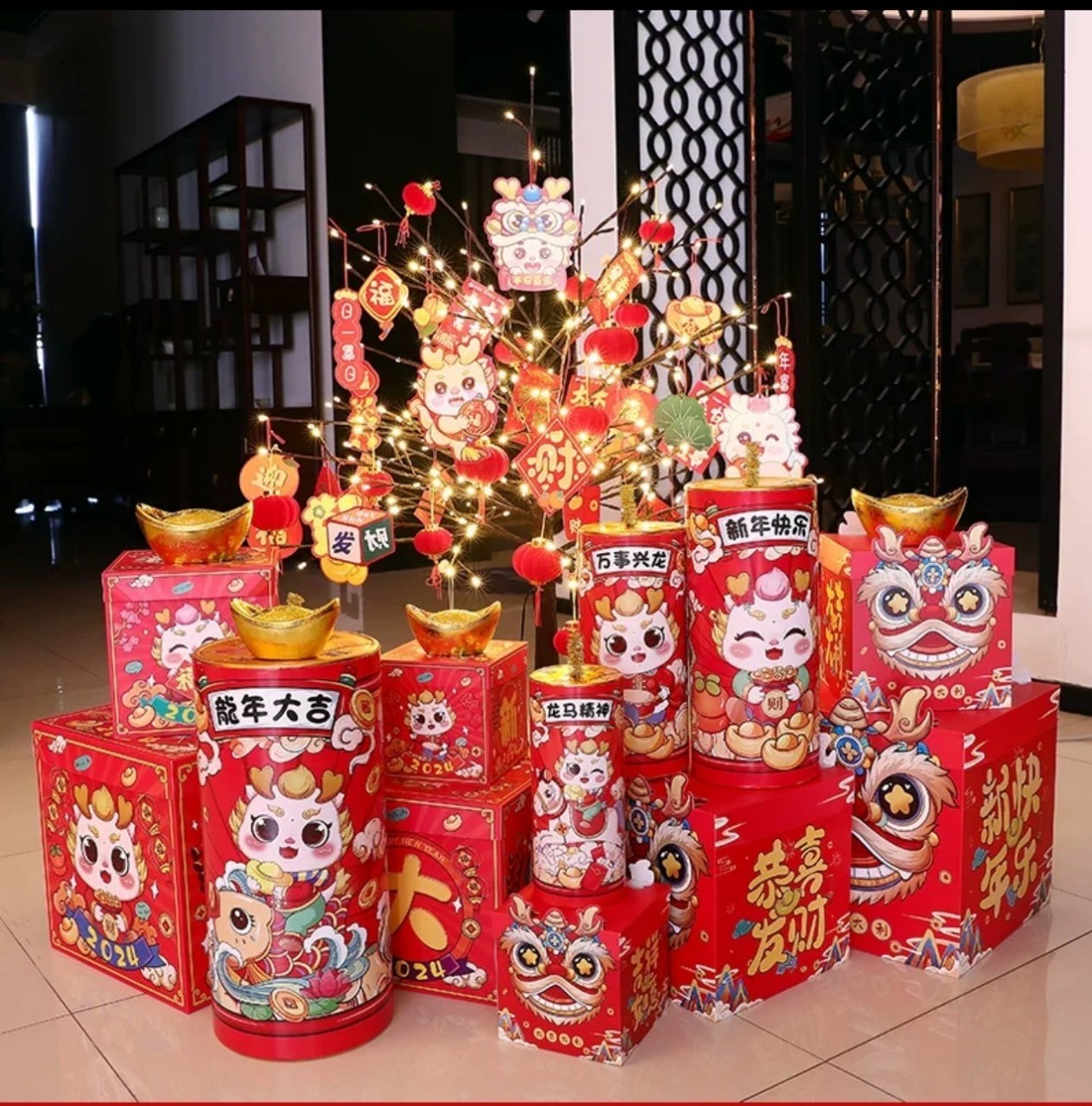สีสันของการตกแต่งที่สมบูรณ์แบบ ที่นี่ เรารวบรวมอุปกรณ์เพิ่มเติมสีสัน บรรยากาศในวันตรุษจีนให้คุณได้เช่าไปประดับสถานที่