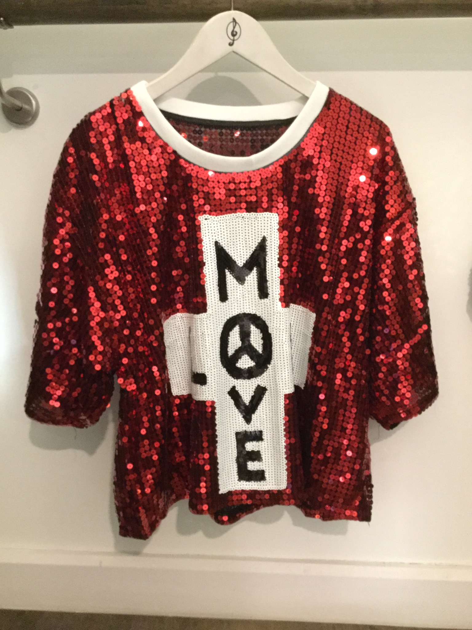เสื้อเลื่อมวิ้งๆ เสื้อปักเลื่อมเปล่งประกายวิบวับทั้งตัว