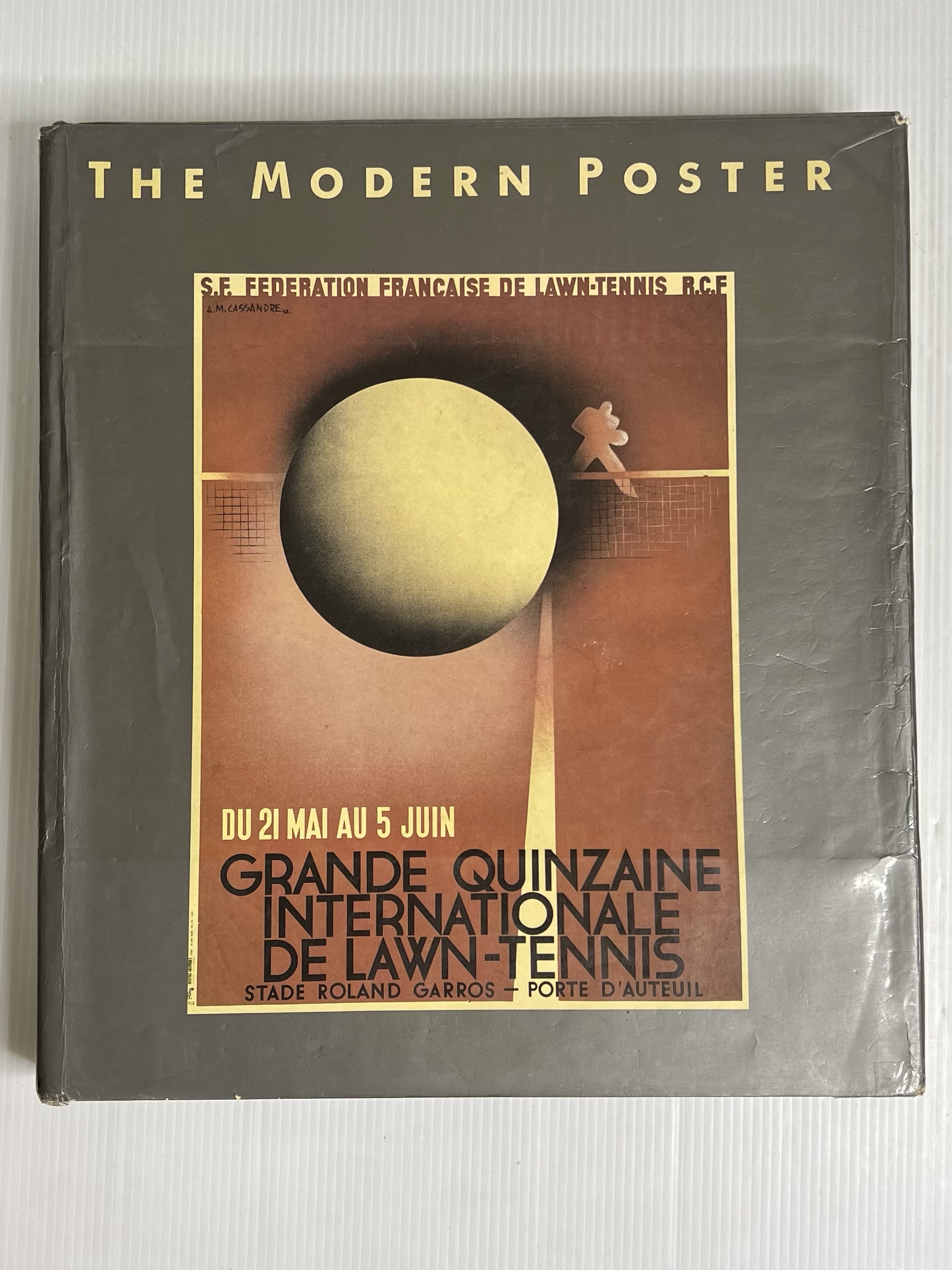 The Modern Poster Stuart Wrede 14 Aug. 1992 80-90% Hardcover