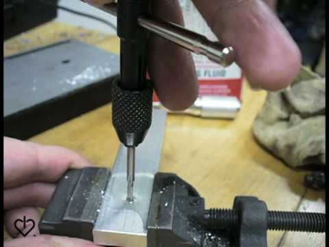 SC01 ชุดต๊าปเกลียวแบบเร็วมีดอกเจาะในตัว M3-M10 เกรด M2 แท้ เจาะสแตนเลสได้