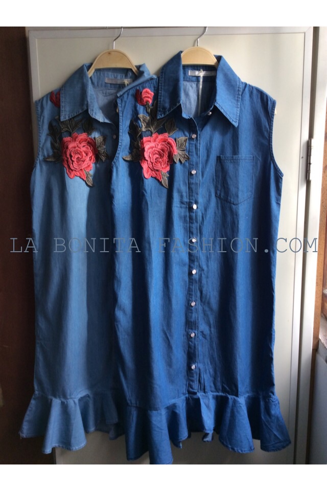 New!! Arrival เดรสยีนส์ผ้ายีนส์นิ่มเนื้อดีค่ะ แต่งชายกระโปรงให้เป็นระบายนิดๆพอน่ารัก ปักดอกกุหลาบสีแดงดอกโต งานปักละเอียด