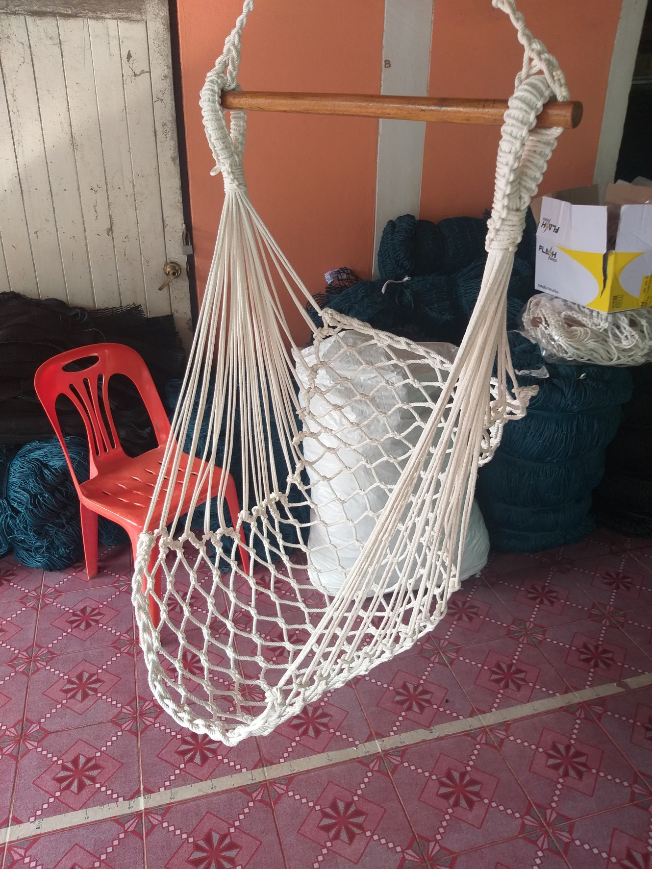 เปลชิงช้าเชือกถัก