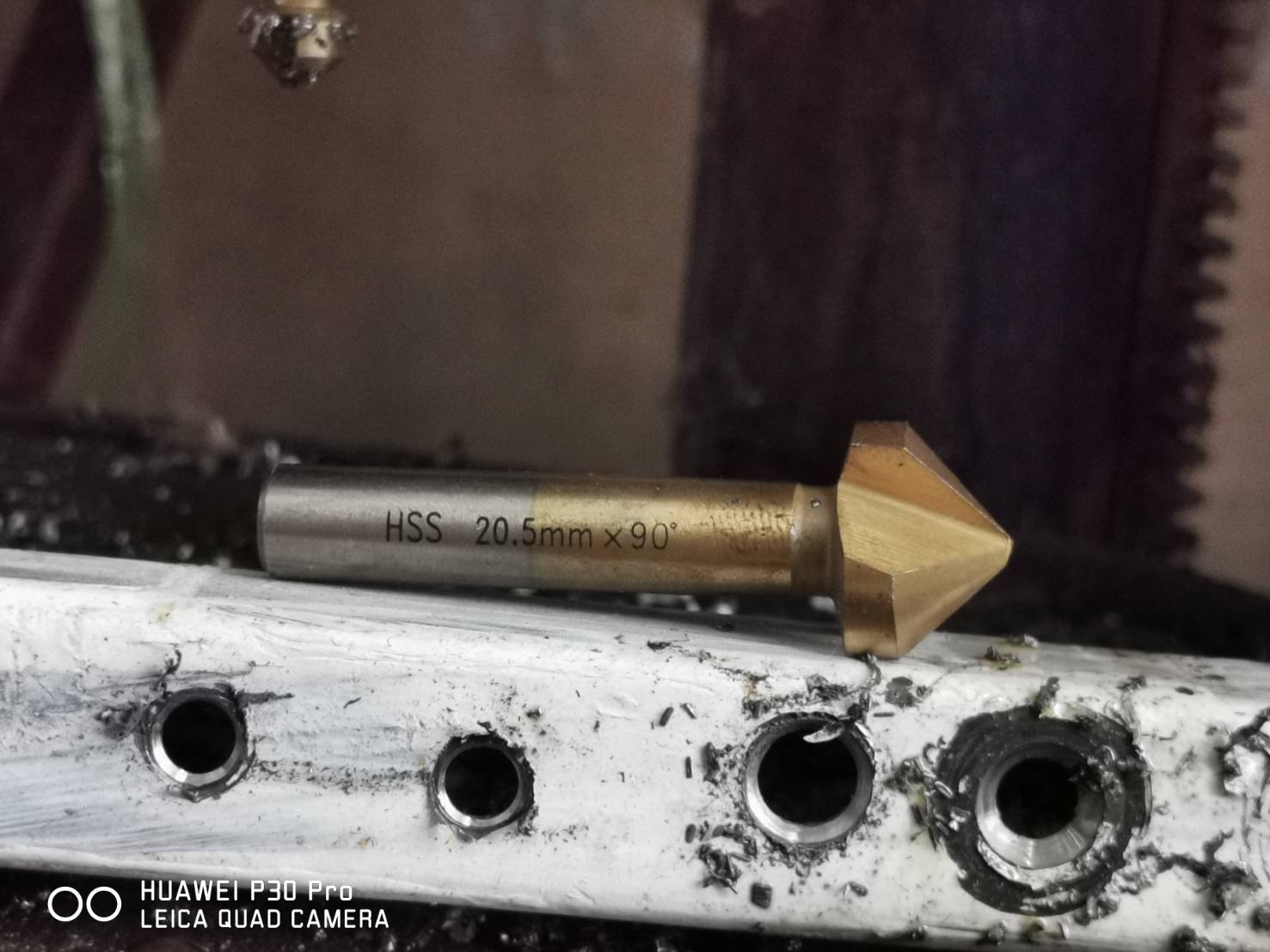 DC12 ดอกลบคม ขยายรู Chamfer ชุด 6 ดอก 3 ฟัน สำหรับงานเหล็ก อลูมิเนียม