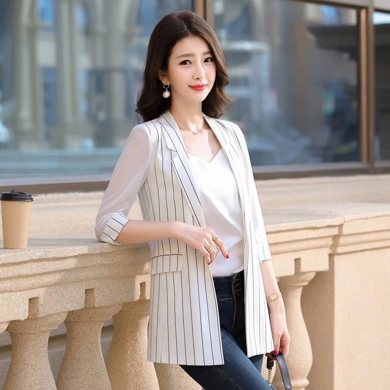 เบลเซอร์สูทสไตล์เกาหลี เสื้อสูทลายทางแขนซีทรู