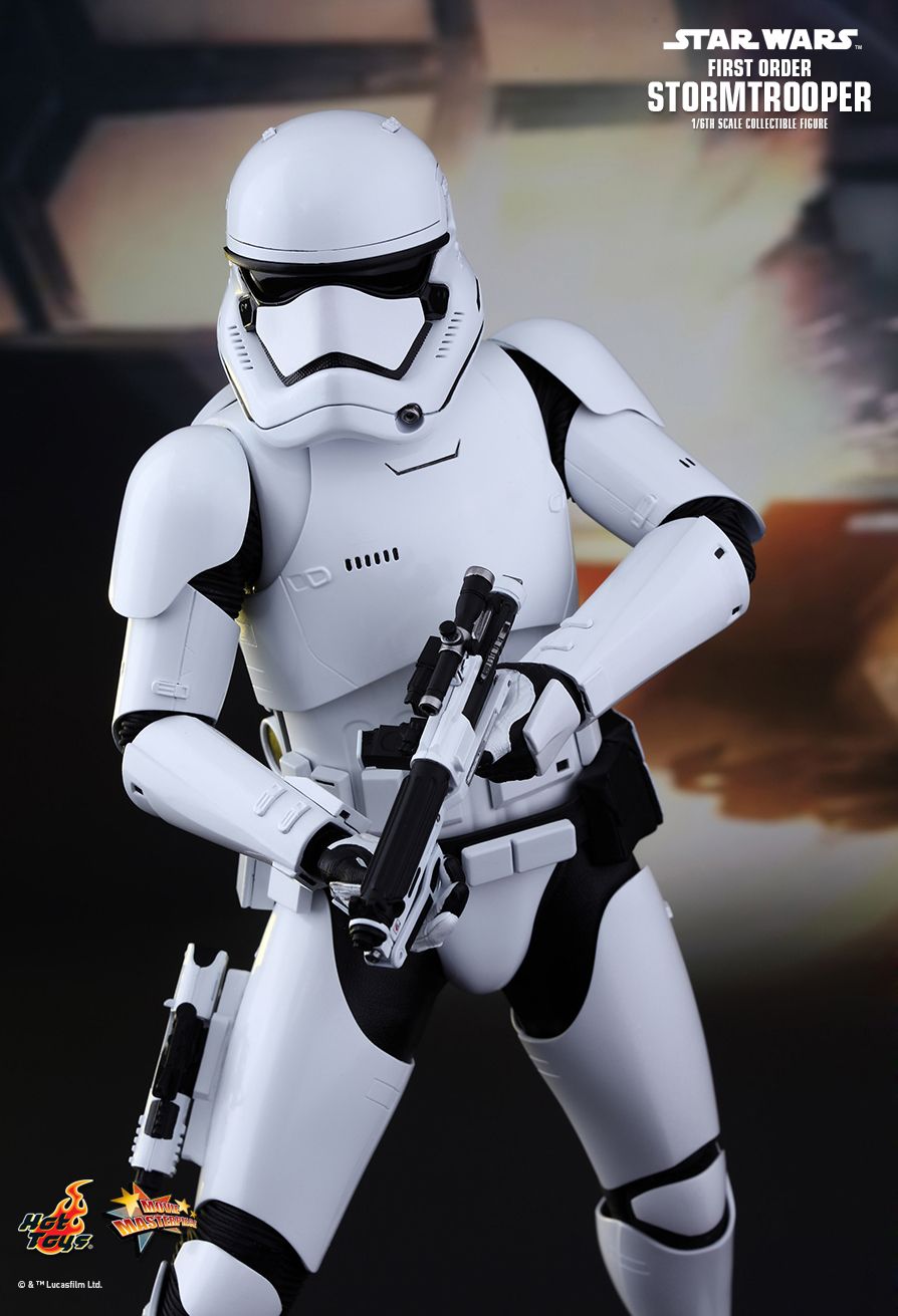 Hot Toys MMS317 STAR WARS: THE FORCE AWAKENS - FIRST ORDER STORMTROOPER