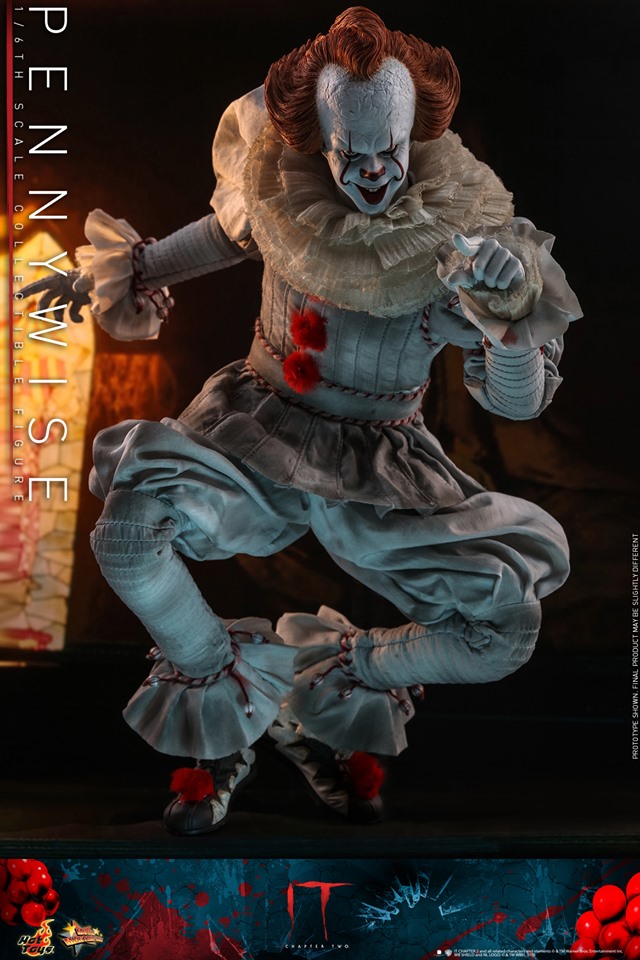 Hot Toys MMS555 IT: Chapter Two 1/6 Pennywise