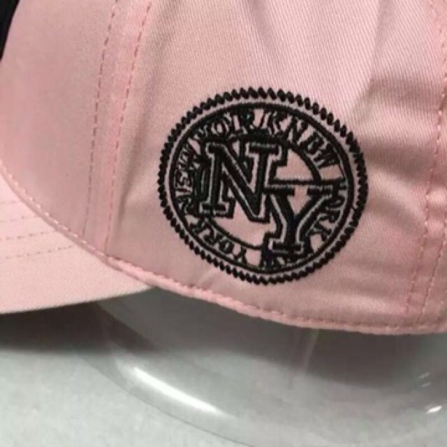 หมวกแก๊ป NY มี3สี ชมพู , กรม ,ดำ